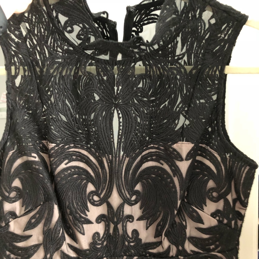 Baraschi Dress Size-8. - Picture 3 of 6